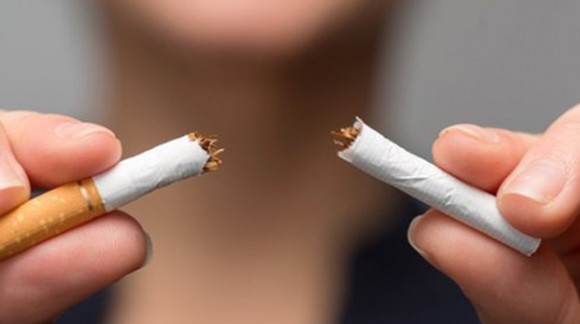 Per Biagio Tinghino la sigaretta elettronica non è dannosa ed aiuta a smettere di fumare.